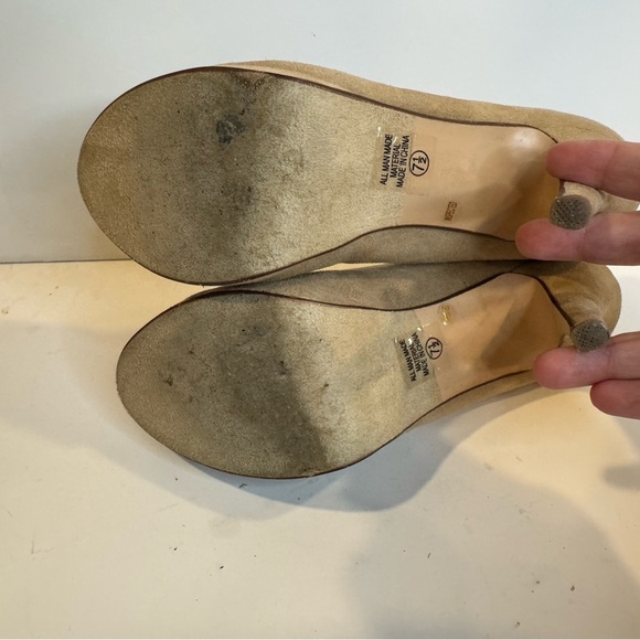Delicious Beige Women's Heels size  7.5 - Picture 9 of 11